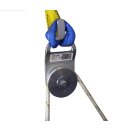 Self-releasing pulley. 1 roller with 100 mm diameter....