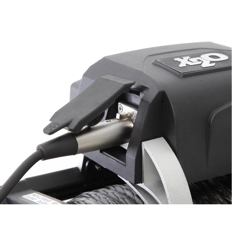 Argano Stealth da 3500 lb 12v con corda sintetica e telecomando wireless